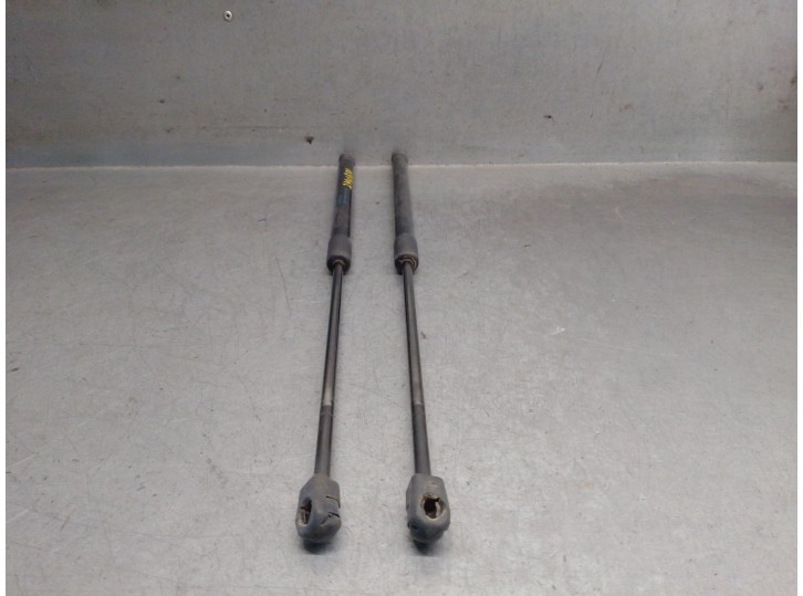 Recambio de amortiguadores maletero / porton para skoda yeti (5l) 2.0 tdi referencia OEM IAM 5L6827550 5L6827550 