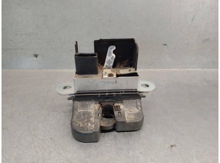 Recambio de cerradura maletero / porton para skoda yeti (5l) 2.0 tdi referencia OEM IAM 5L6827505C 5L6827505C 