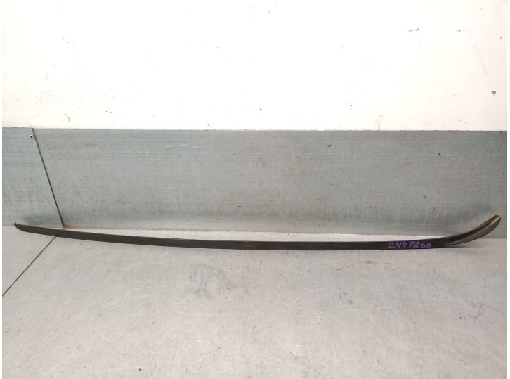 Recambio de molduras delanteras para volkswagen touran (1t3) 1.6 tdi referencia OEM IAM 1T0854328C 1T0854328C 