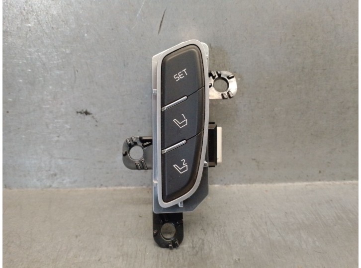 Recambio de mando asiento izquierdo para kia sorento iii (um) 2.2 crdi referencia OEM IAM 93250C5000 93250C5000 