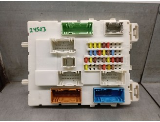 Recambio de caja reles / fusibles para ford focus iii turnier 1.6 tdci referencia OEM IAM DV6T14A073BK DV6T14A073BK 