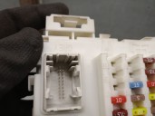 Recambio de caja reles / fusibles para ford focus iii turnier 1.6 tdci referencia OEM IAM DV6T14A073BK DV6T14A073BK 