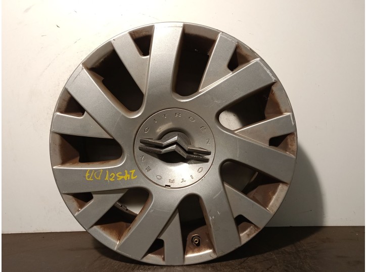 Recambio de llanta para citroën c4 berlina 1.6 16v hdi referencia OEM IAM 5402K6 R176.5JX17CH4-26 
