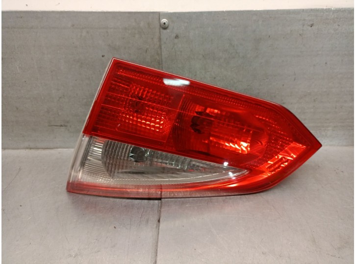 Recambio de piloto trasero porton izquierdo para ford focus iii turnier 1.6 tdci referencia OEM IAM 1775997 1775997 