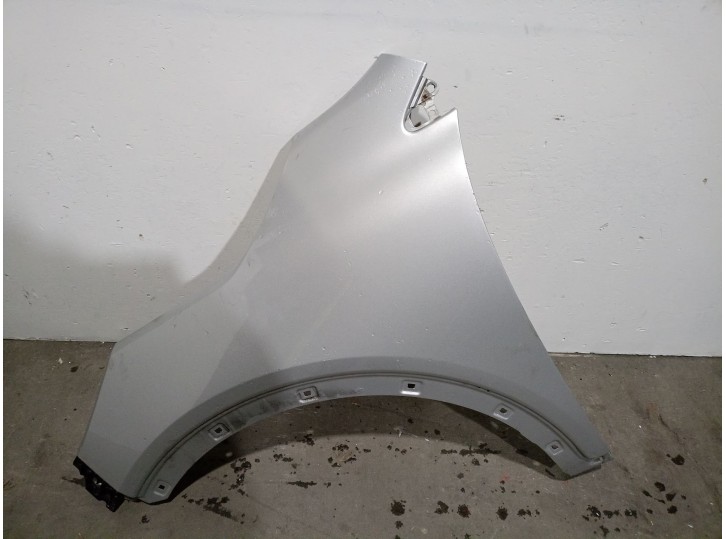 Recambio de aleta delantera izquierda para kia sorento iii (um) 2.2 crdi referencia OEM IAM 66311C5000 66311C5000 