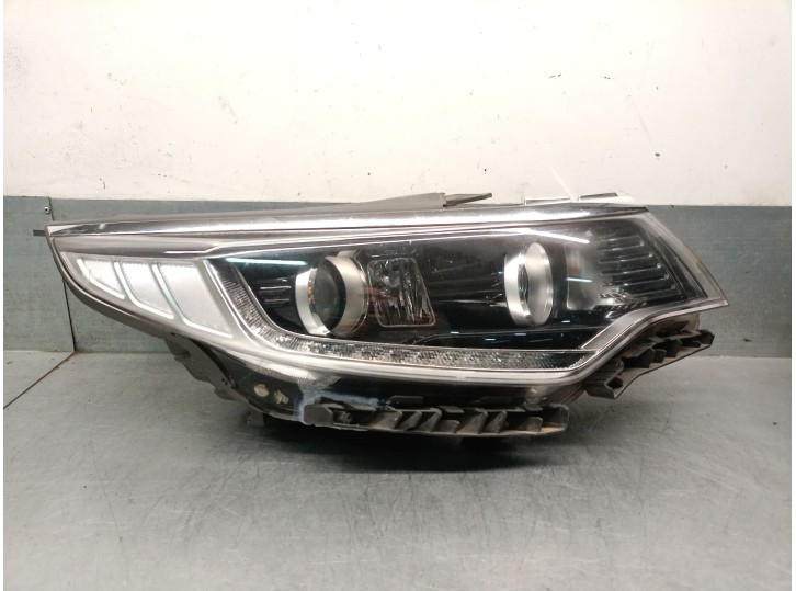 Recambio de faro derecho para kia optima 1.7 crdi cat referencia OEM IAM 92102D4070 92102D4070 MOBIS