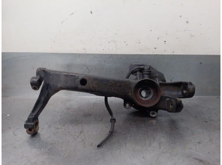 Recambio de mangueta delantera izquierda para audi a4 berlina (b5) 1.8 referencia OEM IAM 8D0407257AC 8D0407257AL 