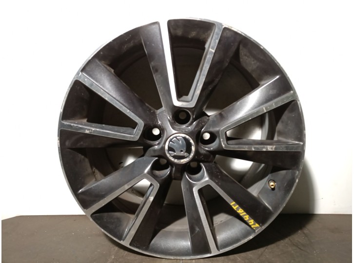 Recambio de llanta para skoda yeti (5l) 2.0 tdi referencia OEM IAM 5L0601025F R177JX17H2ET45 