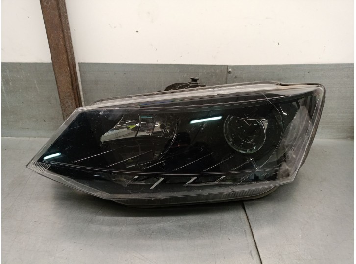 Recambio de faro izquierdo para skoda fabia iii (nj3) 1.0 referencia OEM IAM 1EL01182421 6V1941015B 
