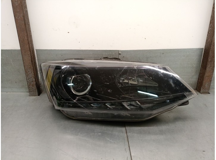 Recambio de faro derecho para skoda fabia iii (nj3) 1.0 referencia OEM IAM 1EL01182422 6V1941016B 