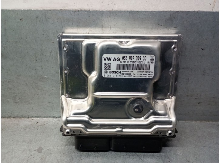 Recambio de centralita motor uce para volkswagen golf viii (cd1, da1) 1.5 etsi referencia OEM IAM 05E907309CC 0261S107K1 BOSCH