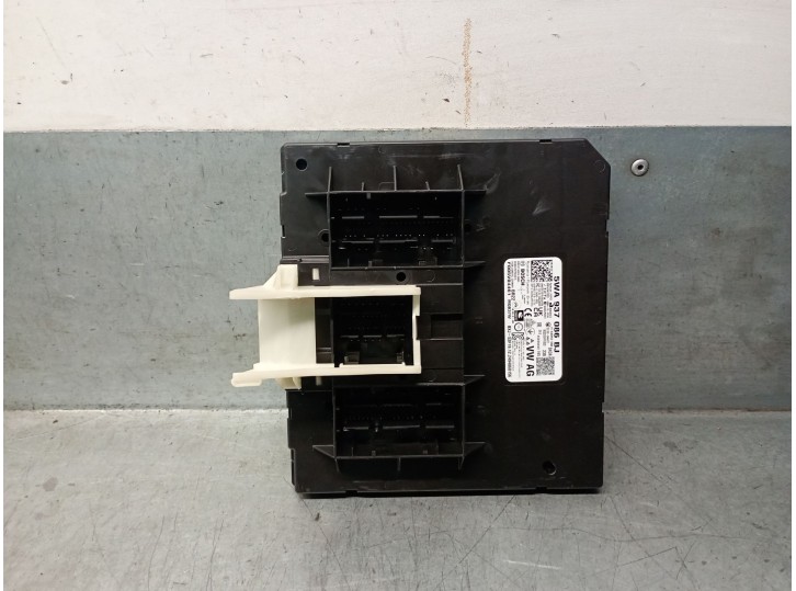 Recambio de modulo electronico para volkswagen golf viii (cd1, da1) 1.5 etsi referencia OEM IAM 5WA937086BJ BOSCH
