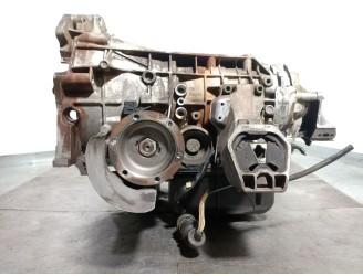 Recambio de caja cambios para audi a6 berlina (c4) 2.6 referencia OEM IAM CRD 01K300041GX 4HP18 ZF