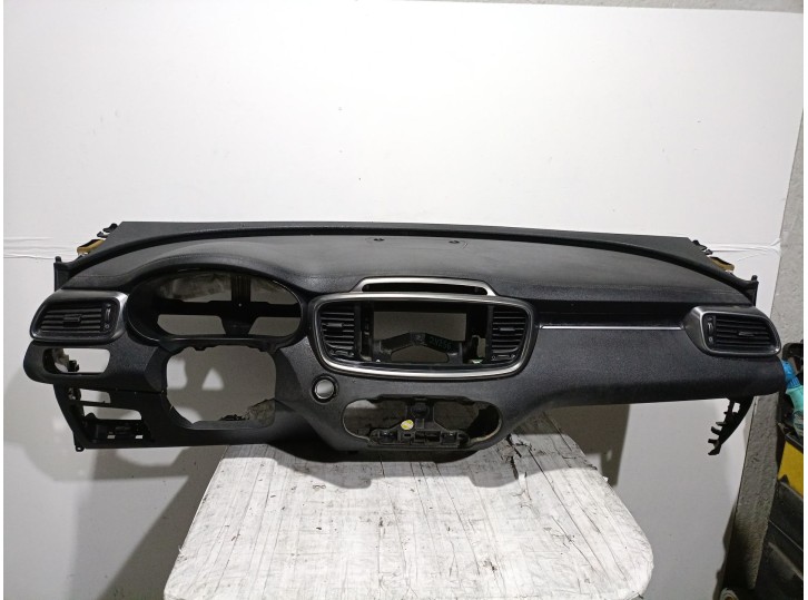 Recambio de salpicadero para kia sorento iii (um) 2.2 crdi referencia OEM IAM 84710C5000WK 84710C5000WK 