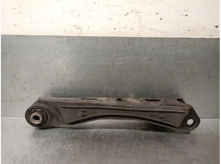 Recambio de brazo suspension inferior trasero derecho para kia optima 1.7 crdi cat referencia OEM IAM 55260D4700 55260D4700 