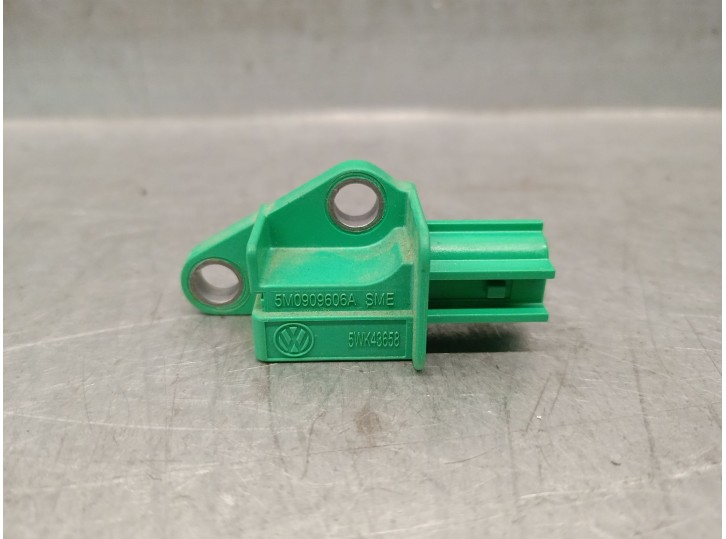 Recambio de sensor impacto para volkswagen touran (1t3) 1.6 tdi referencia OEM IAM 5M0909606A  5KW43658 SIEMENS
