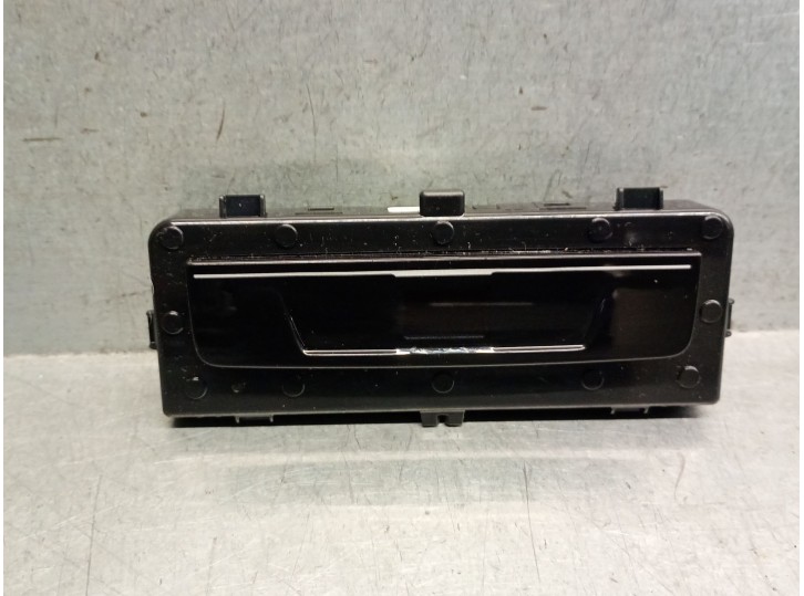 Recambio de mando climatizador para volkswagen golf viii (cd1, da1) 1.5 etsi referencia OEM IAM 11A907049 11A907049D 