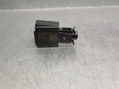 Replacement sensor for Volkswagen Golf VIII (CD1, DA1) 1.5 eTSI OEM IAM reference 5WA907527A 5WA907527A 