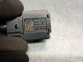 Recambio de sensor para volkswagen golf viii (cd1, da1) 1.5 etsi referencia OEM IAM 5WA907527A 5WA907527A 