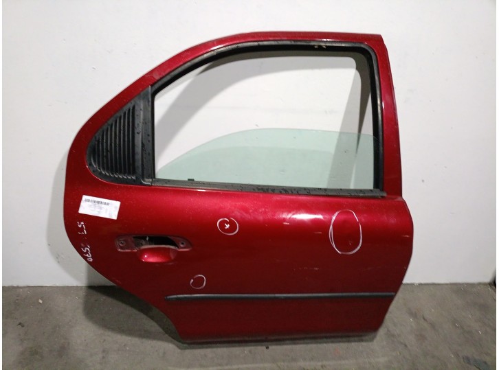Recambio de puerta trasera derecha para ford mondeo berlina 2.0 16v cat referencia OEM IAM 6833776 6833776 