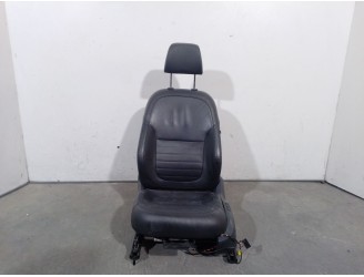 Recambio de asiento delantero izquierdo para skoda yeti (5l) 2.0 tdi referencia OEM IAM 8R0881105P 