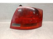 Replacement right rear light for Audi A4 B7 Avant (8ED) 3.0 TDI Quattro OEM IAM reference 8E9945096C 8E9945096C 484002