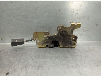 Recambio de cerradura puerta trasera derecha para mercedes-benz vito (w638) caja cerrada 110 cdi  (638.094) referencia OEM IAM A