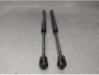 Recambio de amortiguadores capo para kia sorento iii (um) 2.2 crdi referencia OEM IAM 81161C5000 81161C5000 