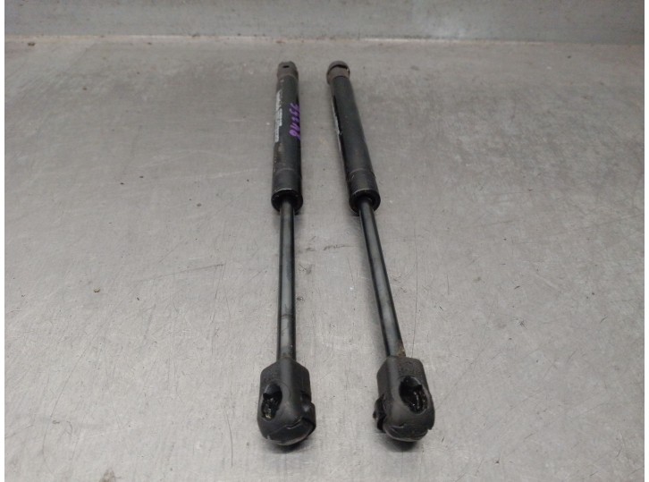 Recambio de amortiguadores capo para kia sorento iii (um) 2.2 crdi referencia OEM IAM 81161C5000 81161C5000 