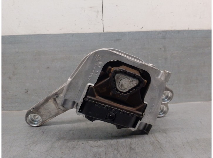 Recambio de soporte motor derecho para volkswagen golf viii (cd1, da1) 1.5 etsi referencia OEM IAM 5Q0199262B 5WA199262F 
