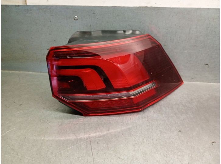 Recambio de piloto trasero derecho para volkswagen golf viii (cd1, da1) 1.5 etsi referencia OEM IAM 5H0945096E 5H0945096E 