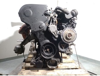 Recambio de motor completo para audi a4 berlina (b5) 1.8 referencia OEM IAM ADR 058100103FX 