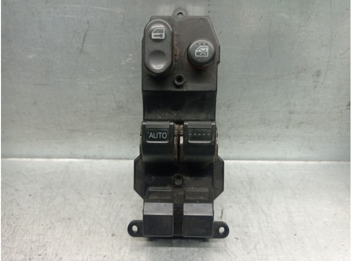 Replacement front left window regulator switch for Honda Jazz (GD1/5) 1.4 DSi CAT OEM IAM reference 35750SAAG02MI 35750SAAE1