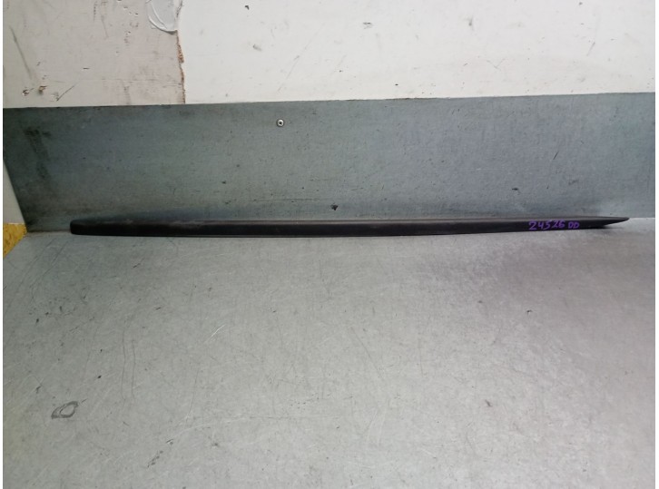 Recambio de molduras delanteras para volkswagen golf viii (cd1, da1) 1.5 etsi referencia OEM IAM 5H0854328A 5H0854328A 