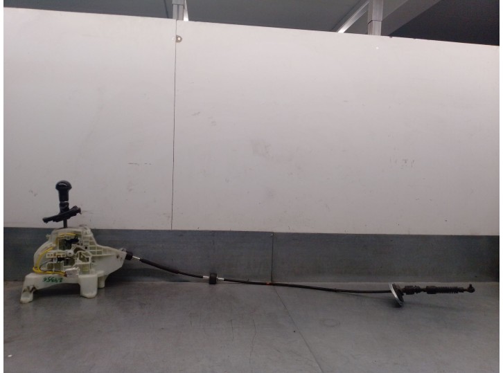 Recambio de palanca cambio para kia sorento iii (um) 2.2 crdi referencia OEM IAM 46700C5130 46700C5130 