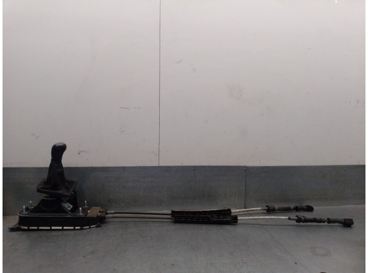 Recambio de palanca cambio para skoda fabia iii (nj3) 1.0 referencia OEM IAM 6C0711049B 6C0711049B 