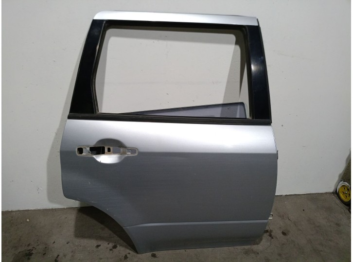 Recambio de puerta trasera derecha para mitsubishi outlander i (cu_w) 2.0 4wd (cu2w) referencia OEM IAM MR954672 MR954672 