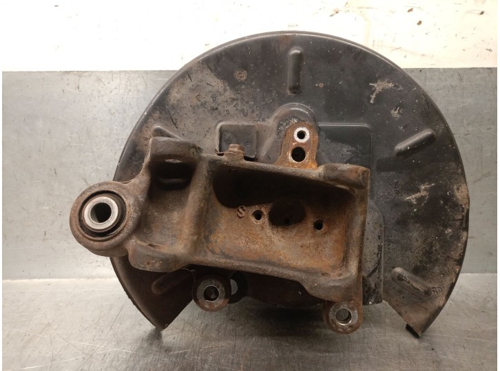 Recambio de mangueta trasera izquierda para alfa romeo 156 (116) 1.9 jtd cat referencia OEM IAM 60682637 60682637 