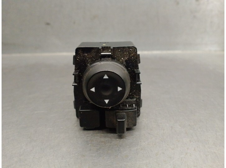 Recambio de mando retrovisor para hyundai bayon (bc3) 1.2 mpi referencia OEM IAM 93530BV000 93530BV000 