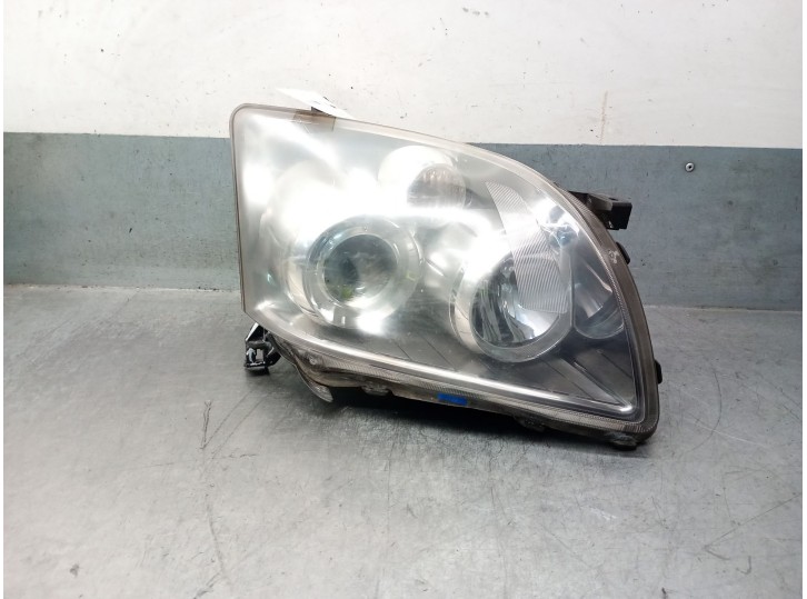 Recambio de faro derecho para toyota avensis wagon (t25) 2.0 turbodiesel cat referencia OEM IAM 8113005240 8113005240 