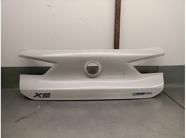 Recambio de molduras traseras para bmw x2 (f39) sdrive 18 i referencia OEM IAM 51137428466 51137467656 