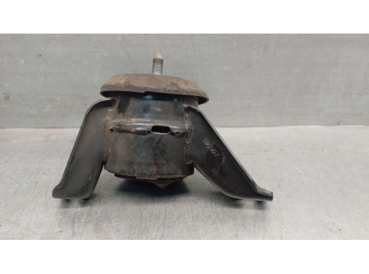 Recambio de soporte motor derecho para kia sorento iii (um) 2.2 crdi referencia OEM IAM 21810C5200 21810C5200 