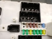 Recambio de caja reles / fusibles para bmw x2 (f39) sdrive 18 i referencia OEM IAM 7597765893  2611139385 ANATEL