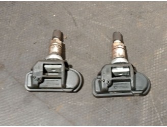 Replacement of pressure sensor for Opel Astra J Lim. 1.6 CDTi DPF OEM IAM reference 13598775 