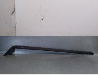 Recambio de molduras delanteras para hyundai bayon (bc3) 1.2 mpi referencia OEM IAM 86141Q0000 86141Q0000 