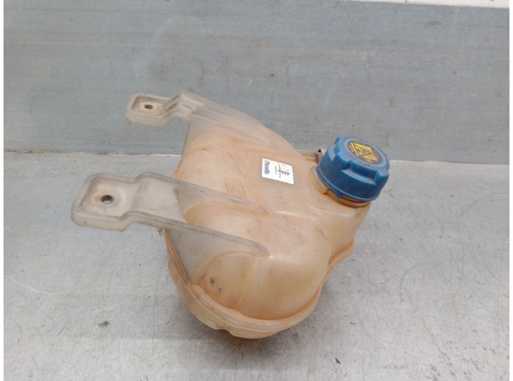 Replacement expansion tank for Fiat Doblò Cargo (263_) 1.6 D Multijet OEM IAM reference 51824339 51824339 