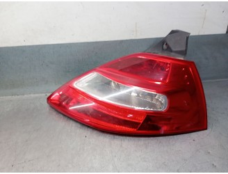 Recambio de piloto trasero derecho para renault megane ii berlina 5p 1.5 dci diesel cat referencia OEM IAM 8200413216 8200413216