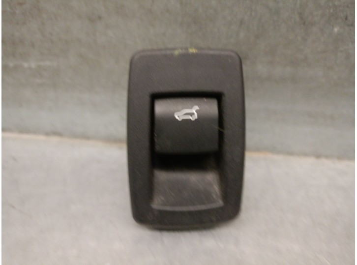 Recambio de interruptor para bmw x2 (f39) sdrive 18 i referencia OEM IAM 7467637 61319299447 