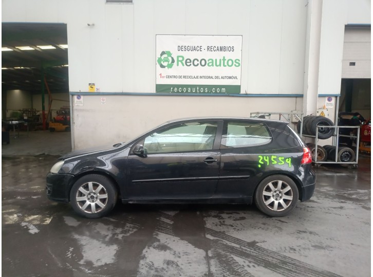volkswagen golf v berlina (1k1) del año 2006
