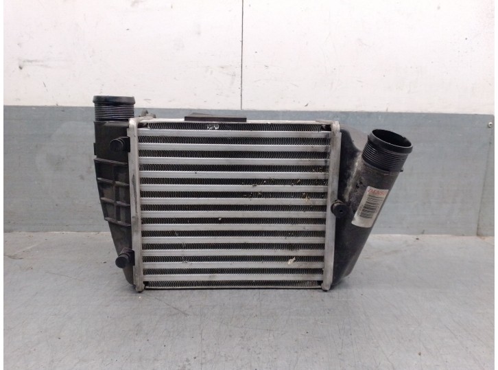 Recambio de intercooler para audi a4 b7 avant (8ed) 3.0 tdi quattro referencia OEM IAM 8E0145805AD 8E0145805AD 